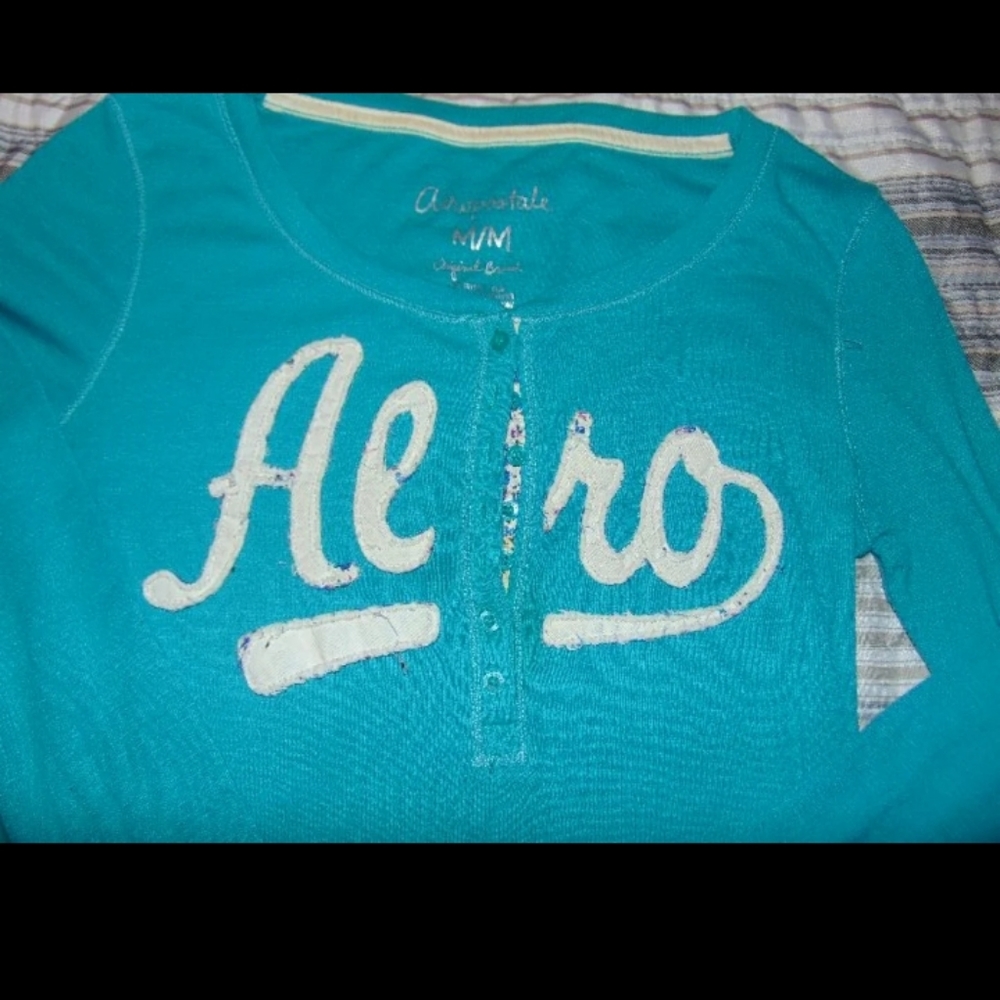 Small Aeropostale shirt